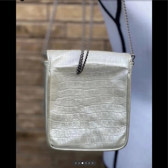 Vintage Salena’s Collection Crossover Purse - Picture 3 of 6